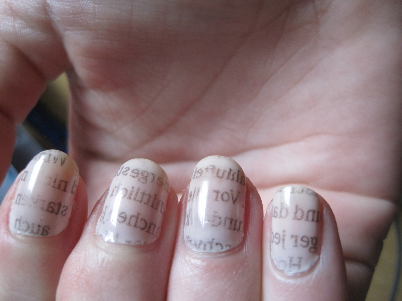 How To Make Newspaper Nails With Mouthwash