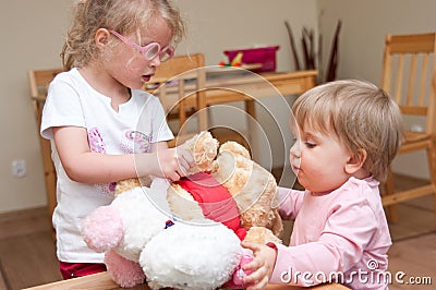 Pictures Of Children Playing Together